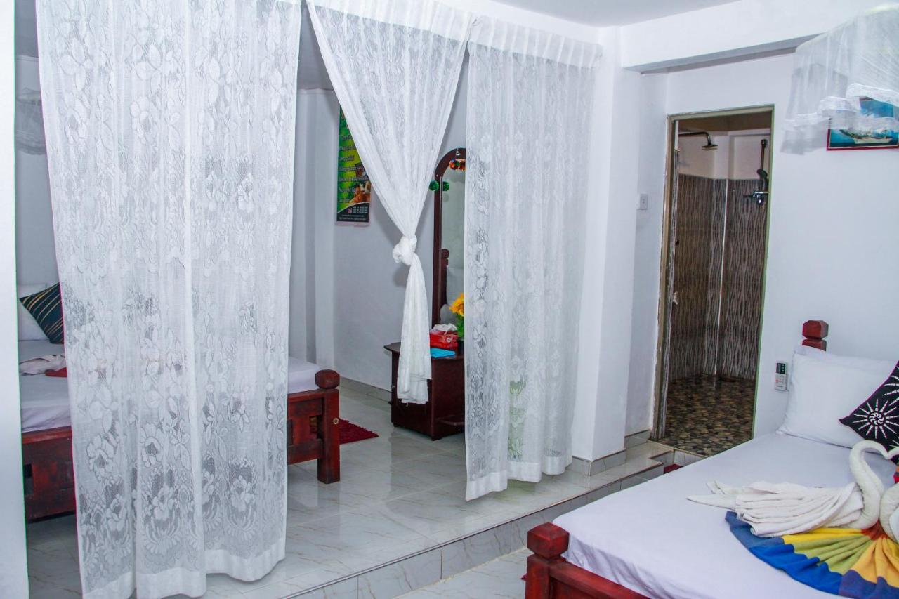 Sigiri Tarushan Home Stay Sigiriya Exterior photo
