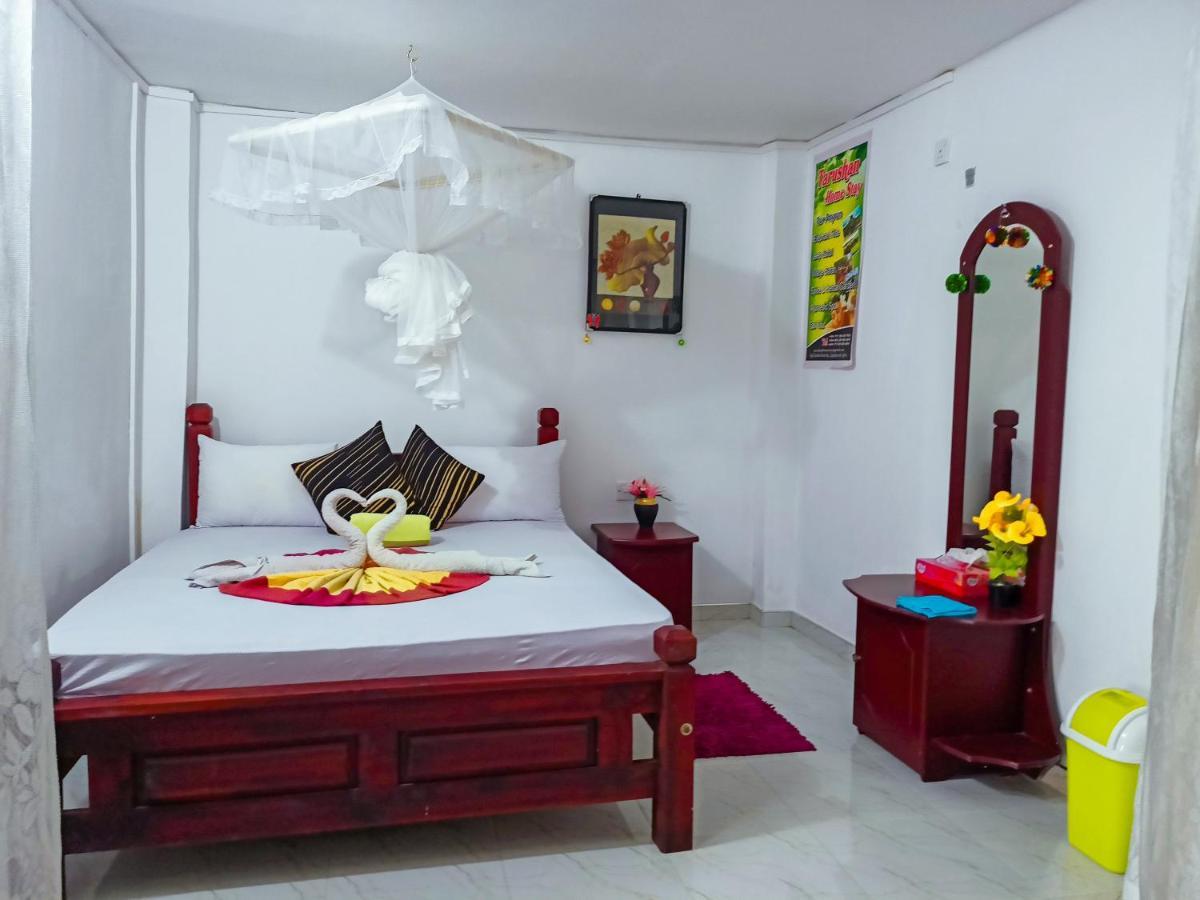 Sigiri Tarushan Home Stay Sigiriya Exterior photo