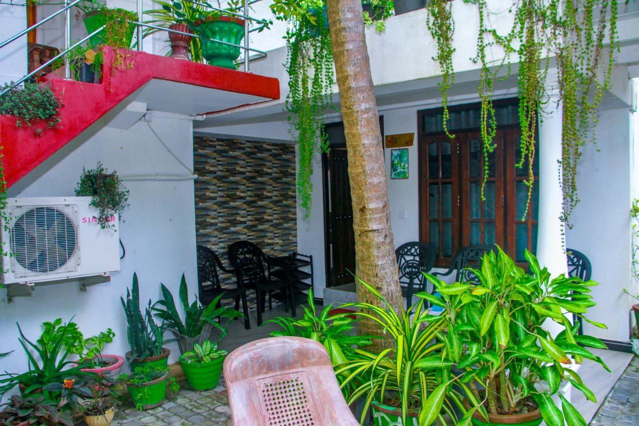 Sigiri Tarushan Home Stay Sigiriya Exterior photo